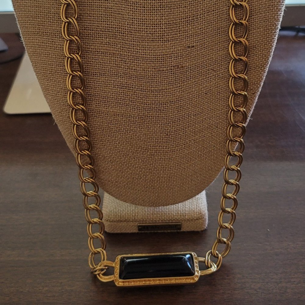 14" Gold Tone Bold Chain Style Necklace w/ Bold Gold Tone & Black Pendant